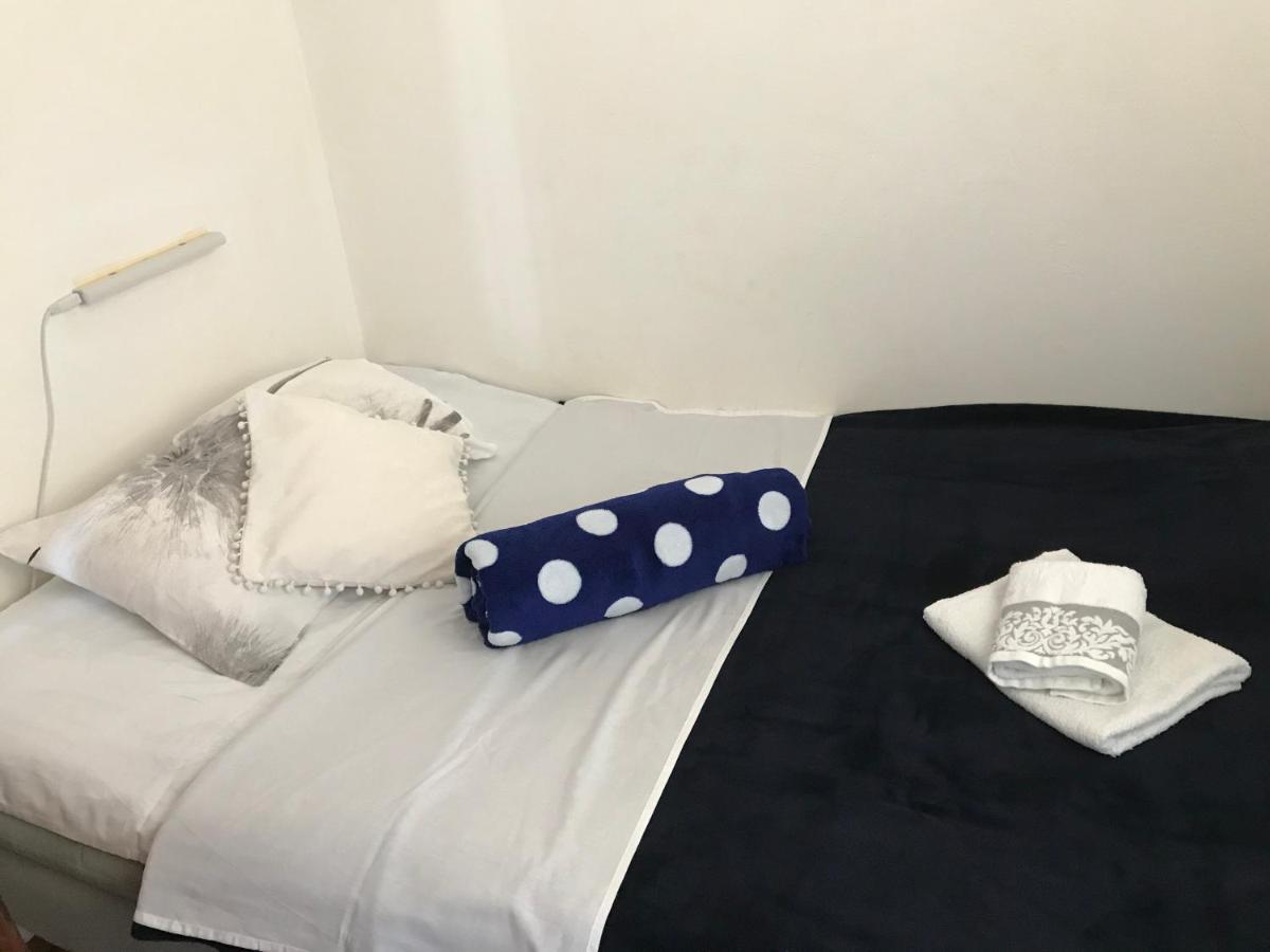 Apartment Aquamarin, Blizu Mora S Pogledom Na More, Za Do 6 Osoba Malinska Bagian luar foto