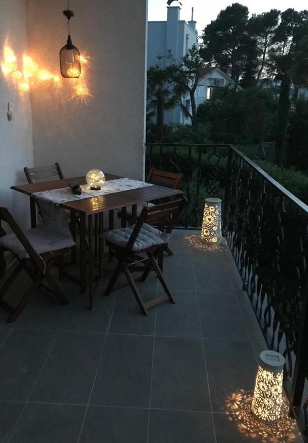 Apartment Aquamarin, Blizu Mora S Pogledom Na More, Za Do 6 Osoba Malinska Bagian luar foto
